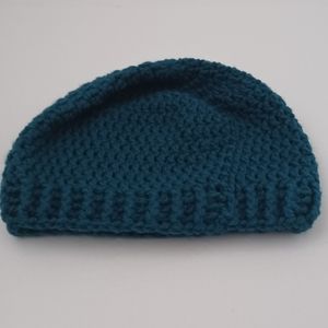 NWOT Hand Knitted Slough Toboggan Hat Girls aqua green